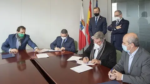 12:00 horas. Sala de reuniones de la Consejer&iacute;a de Desarrollo Rural, Ganader&iacute;a, Pesca, Alimentaci&oacute;n y Medio Ambiente, 3&ordf; planta. 
El consejero de Desarrollo Rural, Ganader&iacute;a, Pesca, Alimentaci&oacute;n y Medio Ambiente, Guillermo Blanco, y el rector de la Universidad de Cantabria (UC), &Aacute;ngel Pazos, presiden la firma de la adenda al convenio de colaboraci&oacute;n entre la instituci&oacute;n universitaria, el Ayuntamiento de Valderredible, el CIMA y MARE para el funcionamiento del Observatorio Astron&oacute;mico de Cantabria. 
