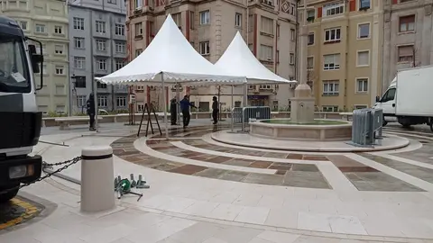 Preparativos de la visita de los Reyes Magos a la Catedral