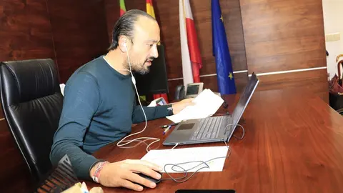 El alcalde de Torrelavega, Javier L&oacute;pez Estrada, en el Pleno del Ayuntamiento