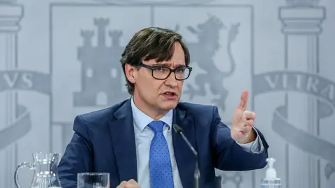El ministro de Sanidad, Salvador Illa, durante la rueda de prensa tras la reuni&oacute;n del Consejo Interterritorial del Sistema Nacional de Salud, en Madrid (Espa&ntilde;a), a 4 de enero de 2021.