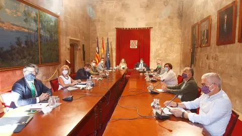 Celebraci&oacute;n de la Mesa de di&aacute;logo social en la sede de la Presidencia del Govern balear, en Palma de Mallorca, Islas Baleares  (Espa&ntilde;a), a 4 de septiembre de 2020. En la reuni&oacute;n se tratar&aacute; la pr&oacute;rroga de los expedientes de regulaci&oacute;n temporal de empleo (E