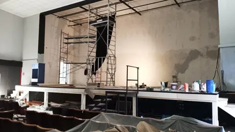 Obras de mejora del Teatro-Cine Vimenor de Pi&eacute;lagos