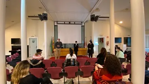 Comienzo de  la lanzadera de empleo de Castro