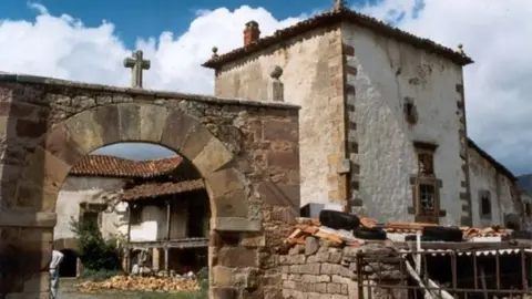 La Casa Torre de los Coss&iacute;o Barreda