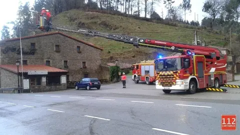 Intervenci&oacute;n del 112 por el viento. Archivo