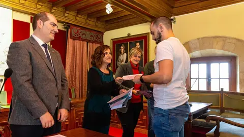 12:00 Ayuntamiento De Camargo, Muriedas. La Consejera De Empleo Y Pol&iacute;ticas Sociales, Ana Bel&eacute;n &Aacute;lvarez, Clausura El Taller De Empleo De Este Municipio. 3 De Marzo De 2020  Ra&uacute;l Lucio