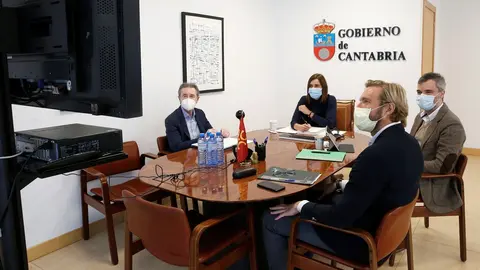 Reuni&oacute;n de la consejera de Presidencia, Paula Fern&aacute;ndez, sobre el Plan de Digitalizaci&oacute;n de Cantabria