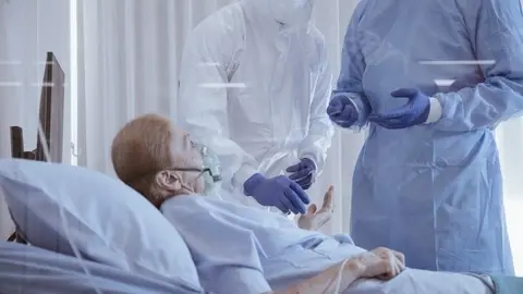 Paciente covid ingresado en un centro sanitario.