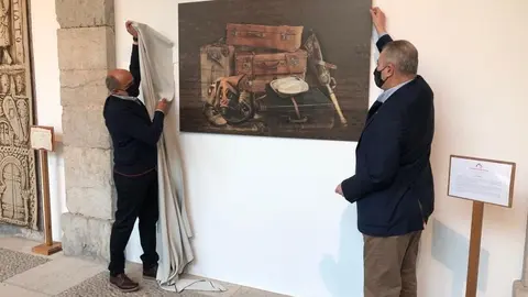 La obra 'Testimonio del dolor', del artista Chema Prieto, se incorpora a los fondos del Parlamento de Cantabria