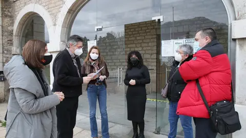 La consejera de Presidencia, Paula Fern&aacute;ndez, visita la nueva sede de Protecci&oacute;n Civil en los Corrales de Buelna
