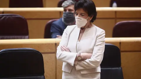 La ministra de Educaci&oacute;n, Isabel Cela&aacute; durante una sesi&oacute;n plenaria en el Senado, en Madrid (Espa&ntilde;a), a 23 de diciembre de 2020. El Senado cierra este a&ntilde;o 2020 con el pleno de hoy, en el que se debate y vota el proyecto de ley de reforma educativa conocida