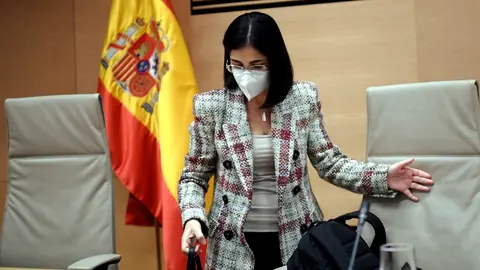 La ministra de Sanidad, Carolina Darias, a su llegada a una comparecencia en la Comisi&oacute;n de Sanidad y Consumo, en Madrid, (Espa&ntilde;a), a 29 de enero de 2021.