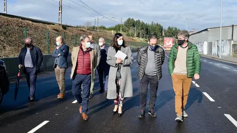 La alcaldesa inaugura la obra de la calle Pe&ntilde;a Labra, en el pol&iacute;gono de Candina
