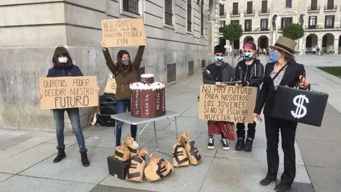 Colectivos sociales piden en Santander destinar los fondos europeos a la transici&oacute;n ecol&oacute;gica
