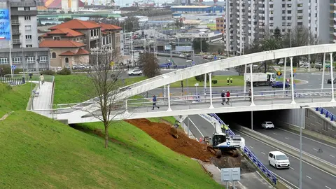 Obras de estabilizaci&oacute;n del talud de acceso al t&uacute;nel del Distribuidor de La Marga