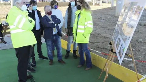 Delegada del Gobierno visita la mejora de la traves&iacute;a entre San Salvador y Lia&ntilde;o