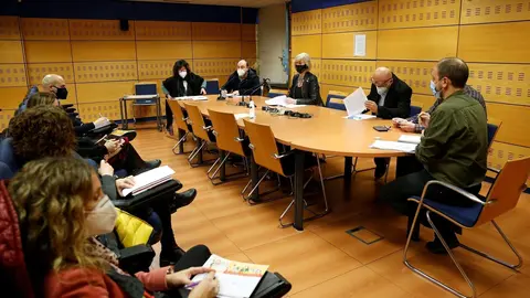 La consejera de Educaci&oacute;n y Formaci&oacute;n Profesional, Marina Lomb&oacute;, preside la Mesa Sectorial de Educaci&oacute;n.