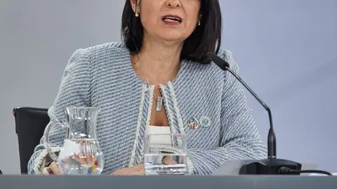 La ministra de Sanidad, Carolina Darias comparece en rueda de prensa tras la reuni&oacute;n del Consejo Interterritorial del Sistema Nacional de Salud, en Madrid (Espa&ntilde;a) a 3 de febrero de 2021.