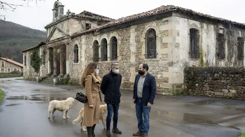 El Vicepresidente Y Consejero De Universidades, Igualdad, Cultura Y Deporte, Pablo Zuloaga, En Las Escuelas De Ter&aacute;n