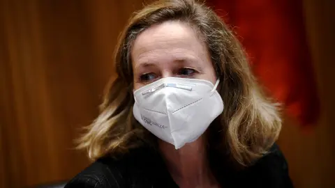 La vicepresidenta de Asuntos Econ&oacute;micos, Nadia Calvi&ntilde;o, durante la Comisi&oacute;n de Asuntos Econ&oacute;micos y Transformaci&oacute;n Digital