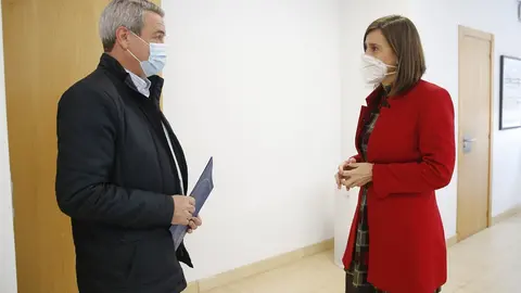 La Consejera De Presidencia, Interior, Justicia Y Acci&oacute;n Exterior, Paula Fern&aacute;ndez Via&ntilde;a, Recibe Al Alcalde De Polaciones, Vicente G&oacute;mez.16 Feb 20