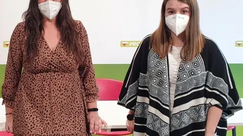 Yolanda Cobo y Marta Carral, concejalas del PRC de Cay&oacute;n