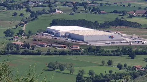 Centro log&iacute;stico de Lupa en Orejo, Marina de Cudeyo