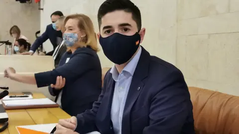 El diputado de Cs en el Parlamento de Cantabria Diego Mara&ntilde;&oacute;n