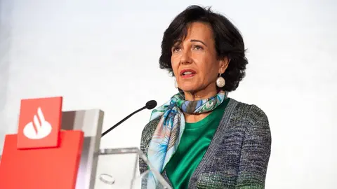 La presidenta de Banco Santander, Ana Bot&iacute;n, en la presentaci&oacute;n de resultados de 2020.