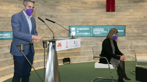El vicepresidente de Cantabria y consejero de Universidades, Igualdad, Cultura y Deporte, Pablo Zuloaga, presenta los actos con motivo del 8M.