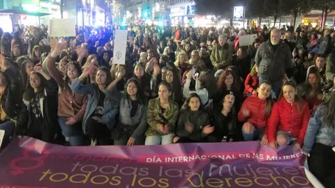 Archivo - Manifestaci&oacute;n del 8M en Santander 