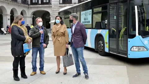 Entrega de autobuses para el S&aacute;hara