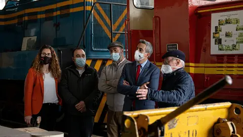 El Vicepresidente De Cantabria Y Consejero De Universidades, Igualdad, Cultura Y Deporte, Pablo Zuloaga, Se Re&uacute;ne Con La Asociaci&oacute;n Amigos Del Ferrocarril.