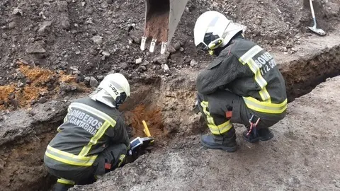 Bomberos contienen un escape de gas al romperse una tuber&iacute;a por obras en Reinosa