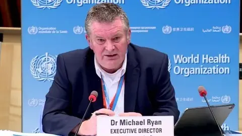 El director Ejecutivo del Programa de Emergencias Sanitarias de la Organizaci&oacute;n Mundial de la Salud (OMS), Mike Ryan, en rueda de prensa desde Ginebra (Suiza), a 1 de marzo de 2021.
