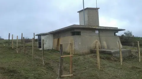 Archivo - Dep&oacute;sito de agua en Valderredible .