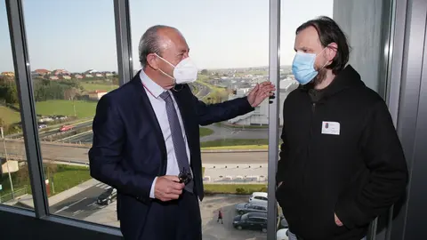 Marcano con el alcalde de Miera