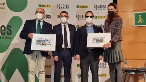 Presentaci&oacute;n cupones de la ONCE dedicados a Valdecilla y Valles Pasiegos