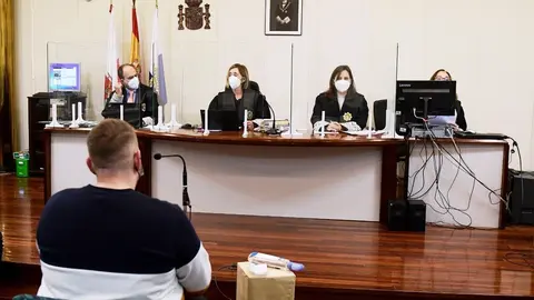 Exjefe voluntarios Protecci&oacute;n Civil Ramales de la Victoria en el juicio contra &eacute;l, acusado de prender fuego a la sierra de La Alcomba