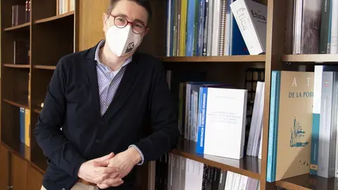 Nota Uc Investigadores De La Uc Analizan En Una Publicaci&oacute;n Las Dimensiones &Eacute;ticas Y Jur&iacute;dicas De La Inteligencia Artificial