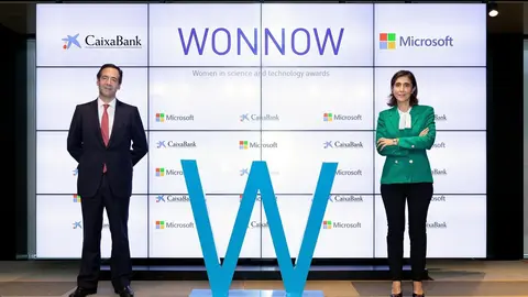 Archivo - Gonzalo Gort&aacute;zar y Pilar L&oacute;pez. Premios WONNOW