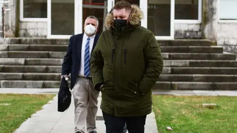 Exjefe de voluntarios de Protecci&oacute;n Civil de Ramales de la Victoria acusado de prender fuego en la sierra de la Alcomba en el juicio