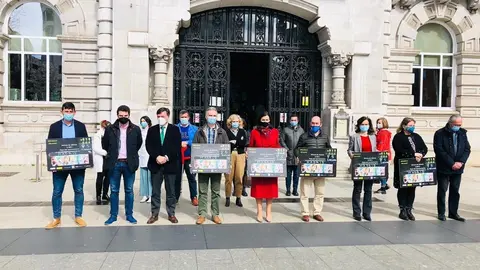 Minuto de silencio en Santander