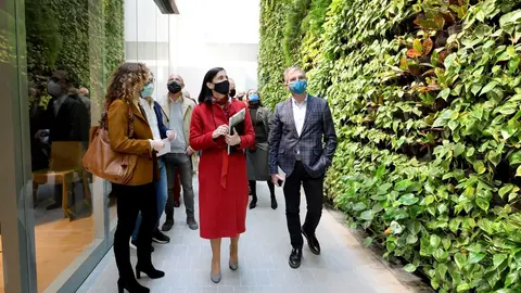 La alcaldesa de Santander, Gema Igual, en la inauguraci&oacute;n del centro c&iacute;vico de Castilla-Hermida