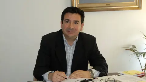 Carlos Cortina,  exalcalde del municipio de El Astillero