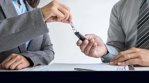 Archivo - Compra de coche.