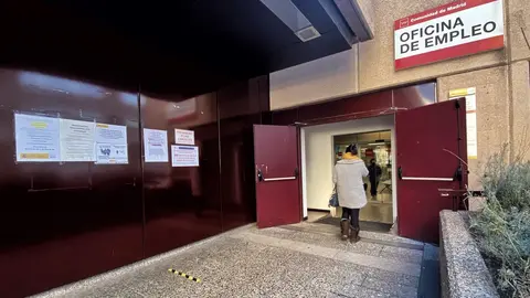 Archivo - Una oficina de empleo en Madrid 