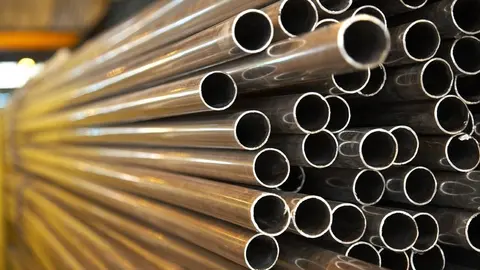 Archivo - Tubacex propone 115 despidos en TTI y 35 en Aceralava, y un ERTE para el resto de la plantilla