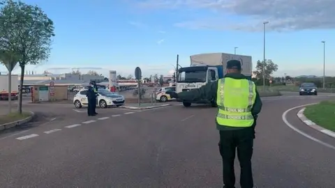 Control de tr&aacute;fico de la Guardia Civil.
