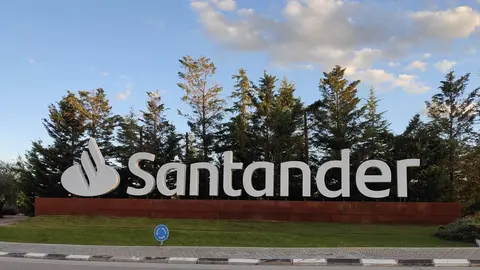 Archivo - Sede Banco Santander